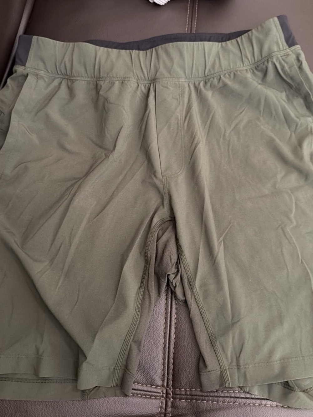 Lululemon Men Shorts - Olive Green